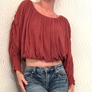 FP BEACH Rust Cropped Top Gathered Sleeves & Hem. Soft, Flowing, Stretch, SMALL